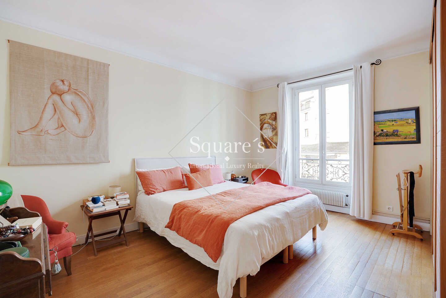 apartment 6 Rooms for sale on Levallois (92300)
