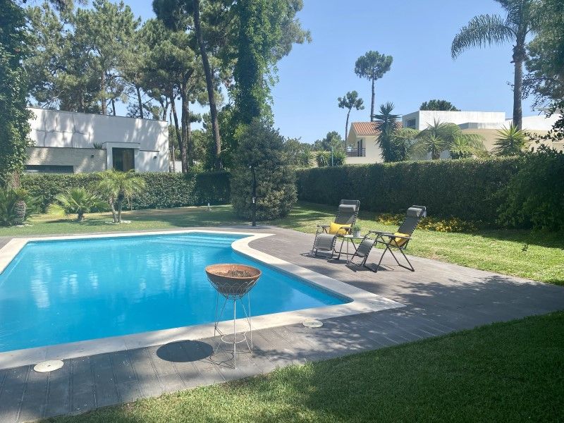 maison 9 Pièces en vente sur Almada (2820)