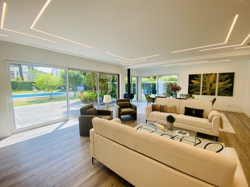 maison 9 Pièces en vente sur Almada (2820)