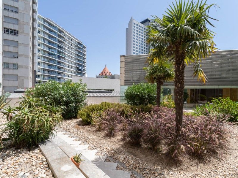 apartment 3 Rooms for sale on Lisboa (1070)