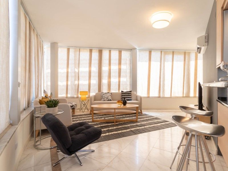 apartment 3 Rooms for sale on Lisboa (1070)