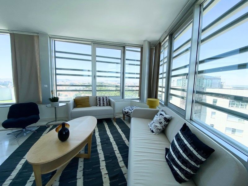 apartment 3 Rooms for sale on Lisboa (1070)