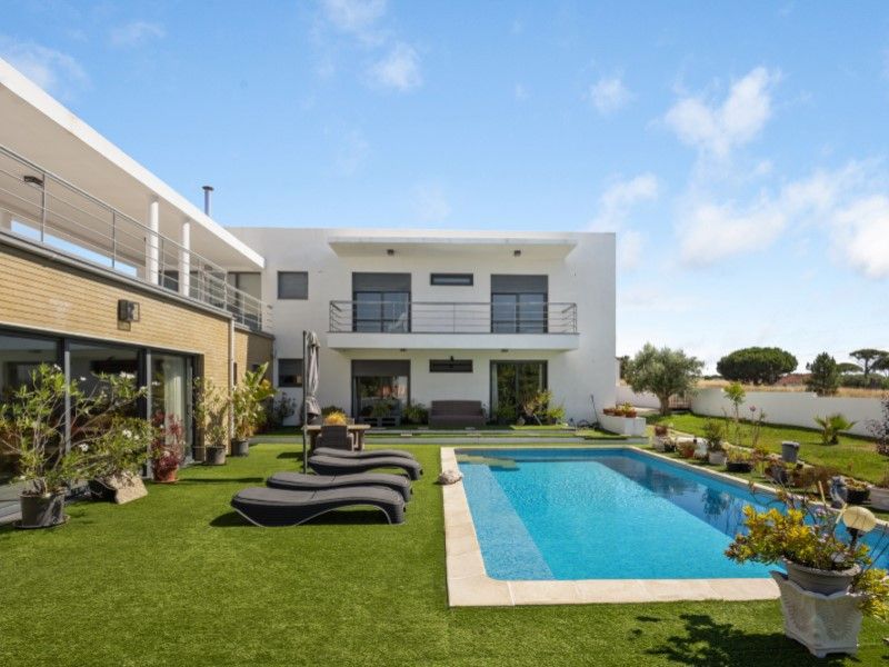 house 8 Rooms for sale on Alcácer do Sal (7580)