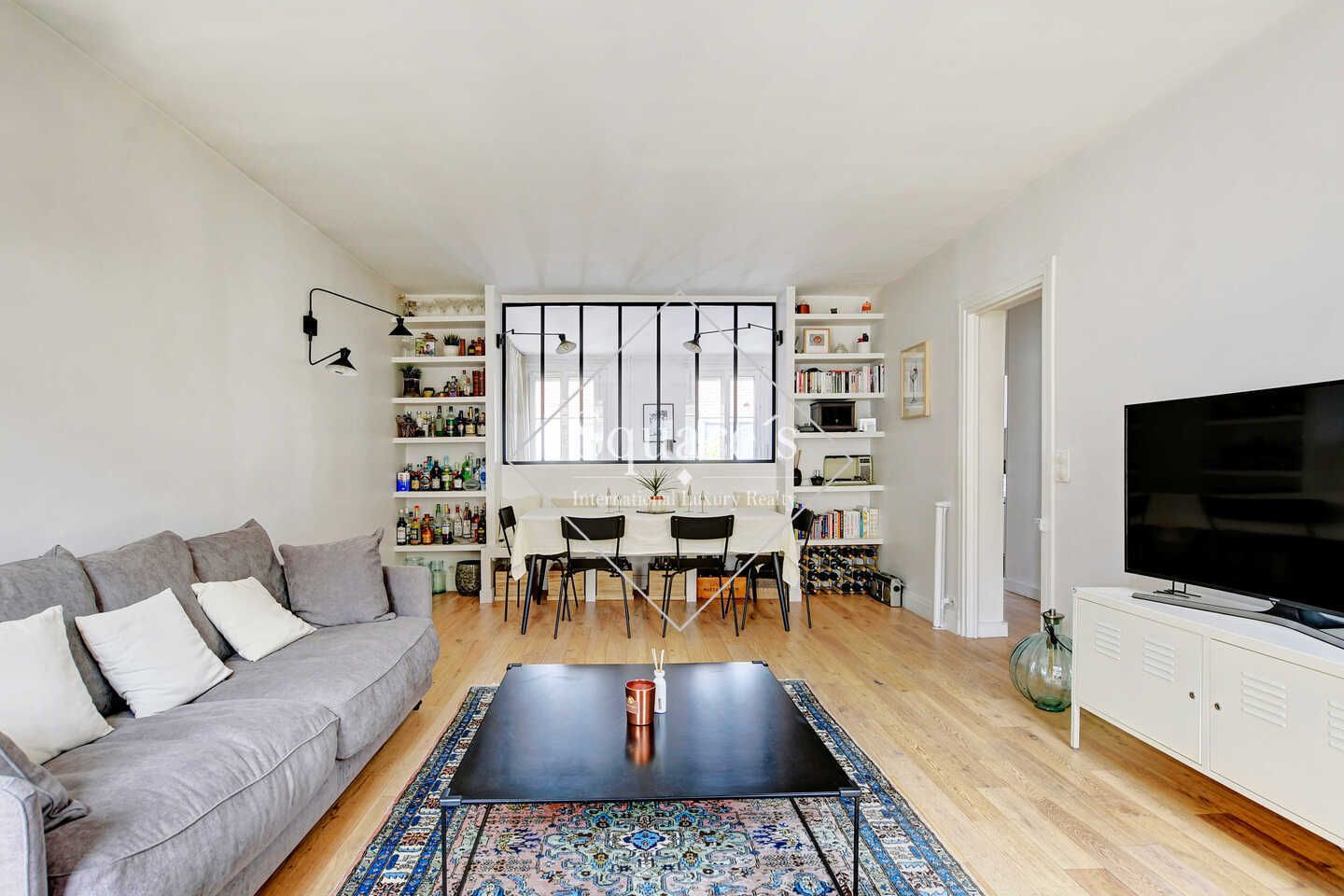 apartment 3 Rooms for sale on Levallois (92300)