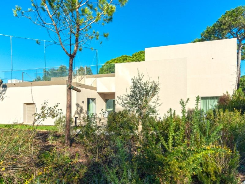 house 8 Rooms for sale on Cascais (2750)