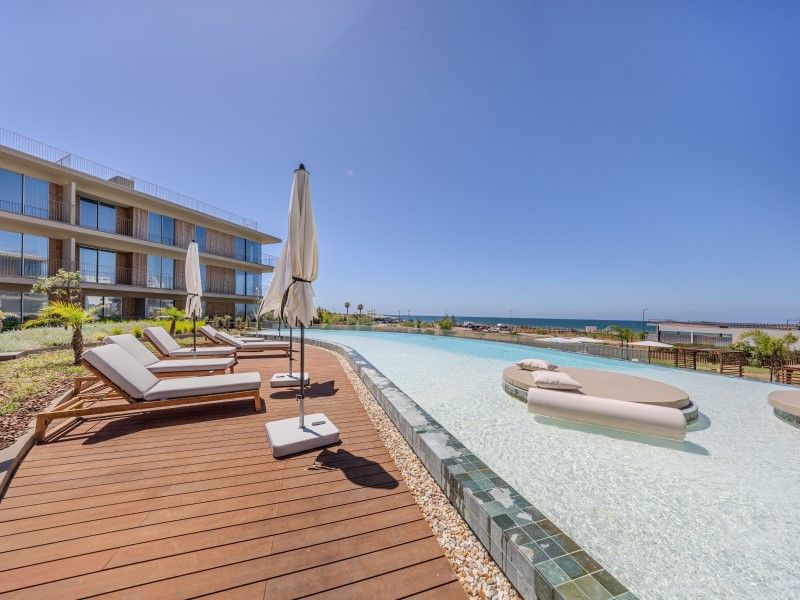 appartement 5 Pièces en vente sur Loulé (8125)