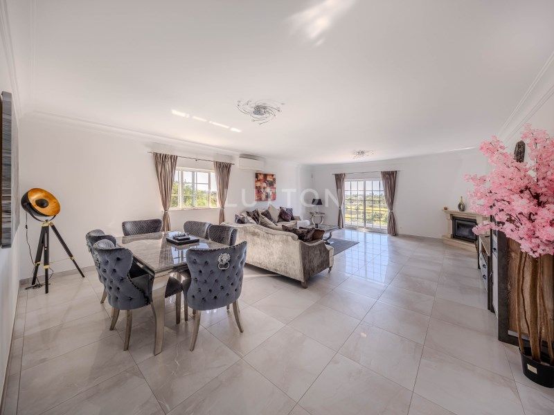 maison 11 Pièces en vente sur Loulé (8100)