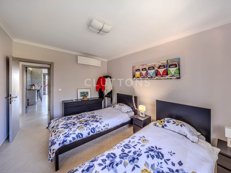 maison 11 Pièces en vente sur Loulé (8100)