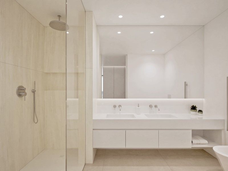 house 9 Rooms for sale on Lagos (8600)