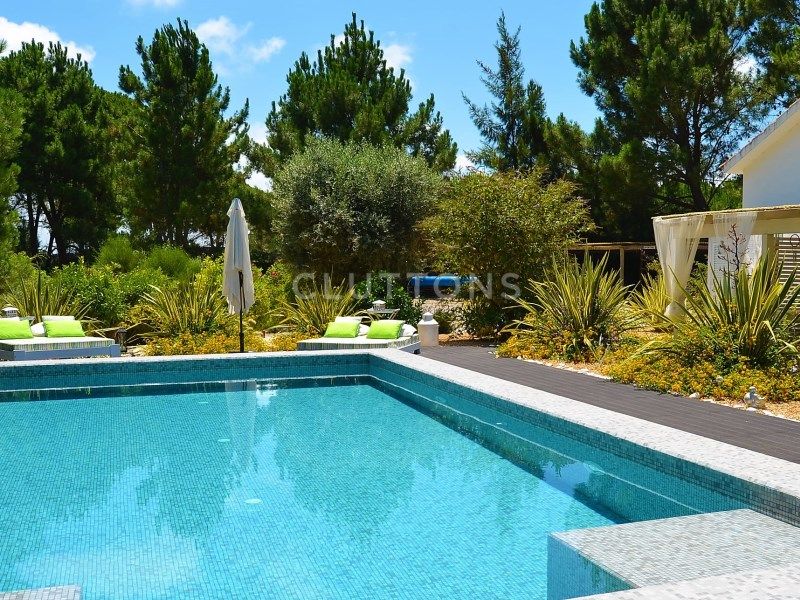 house 10 Rooms for sale on Grândola (7570)