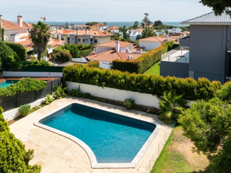 house 16 Rooms for sale on Cascais (2765) Sale House Cascais 16 Rooms