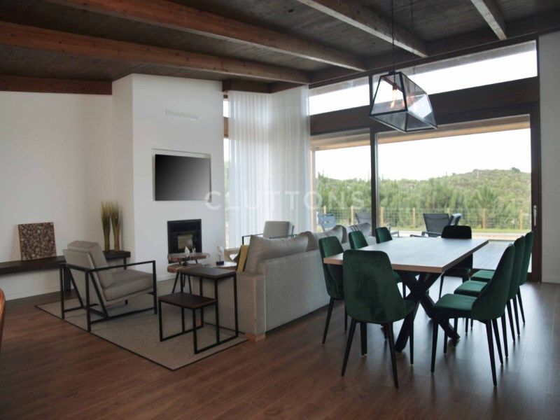 house 5 Rooms for sale on Óbidos (2510)