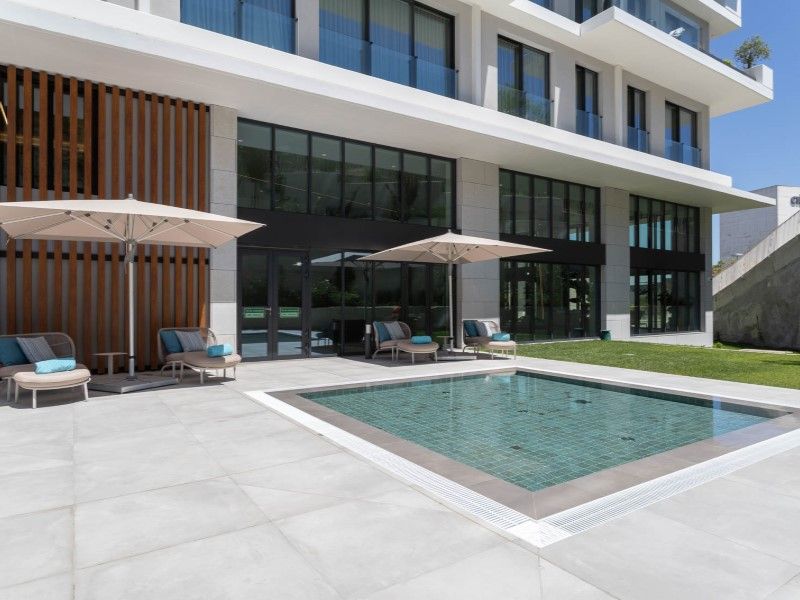 apartment 10 Rooms for sale on Lisboa (1990)