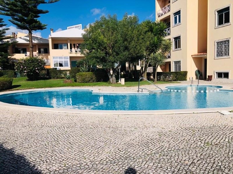 apartment 5 Rooms for sale on Cascais (2765)