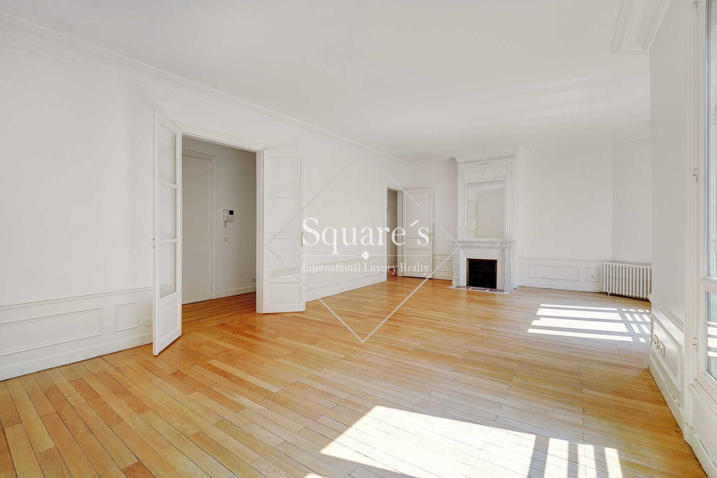 apartment 4 Rooms for sale on Paris 7ème (75007) Sale Apartment Paris 7ème 4 Rooms 106 m²