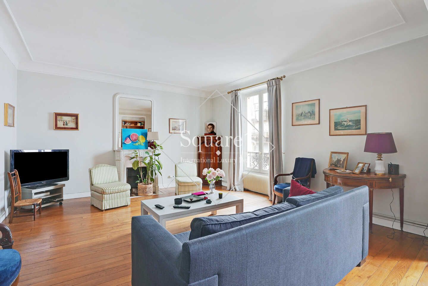 Sale Apartment Levallois 6 Rooms 132 m²