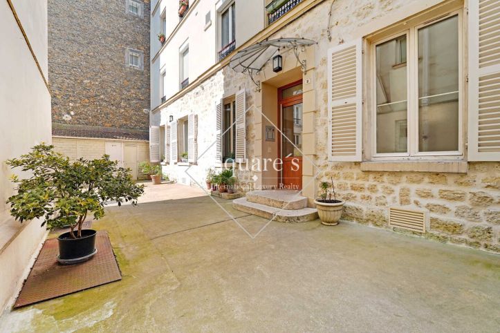 Sale Apartment Paris 16ème 9&nbsp;Rooms 450&nbsp;m²
