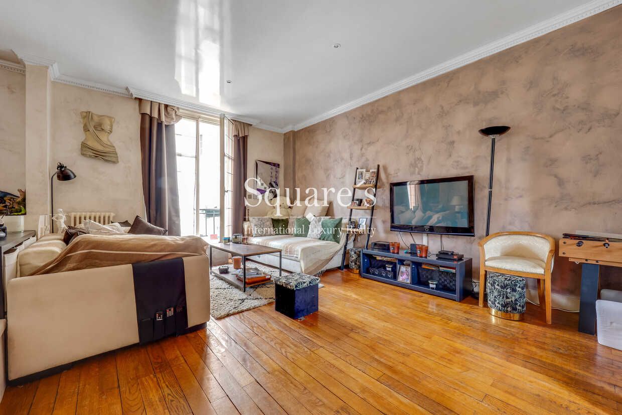apartment 5 Rooms for sale on Neuilly-sur-Seine (92200)