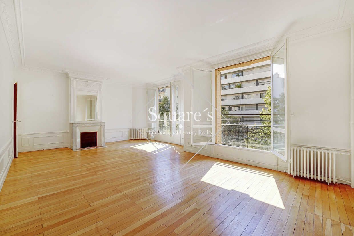 apartment 4 Rooms for sale on Paris 7ème (75007)