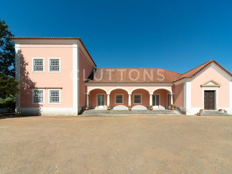 farmhouse 26 Rooms for sale on Alenquer (2580)