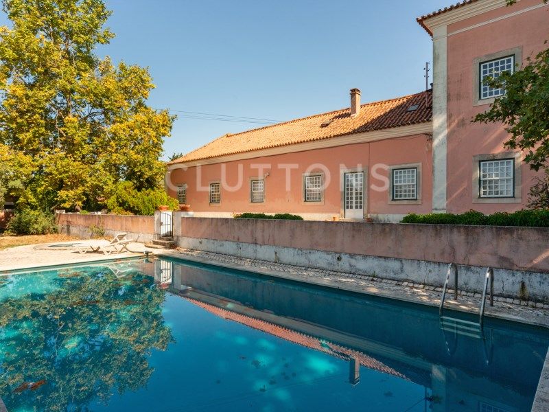 farmhouse 26 Rooms for sale on Alenquer (2580)