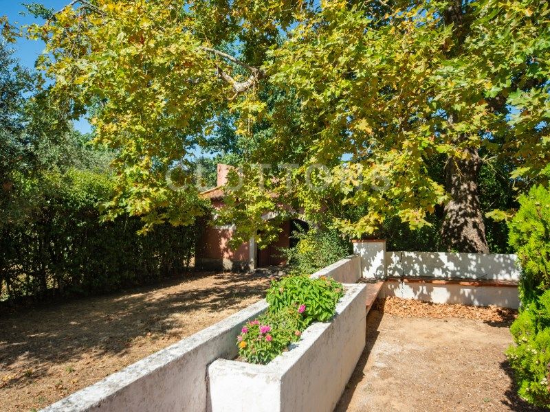 farmhouse 26 Rooms for sale on Alenquer (2580)