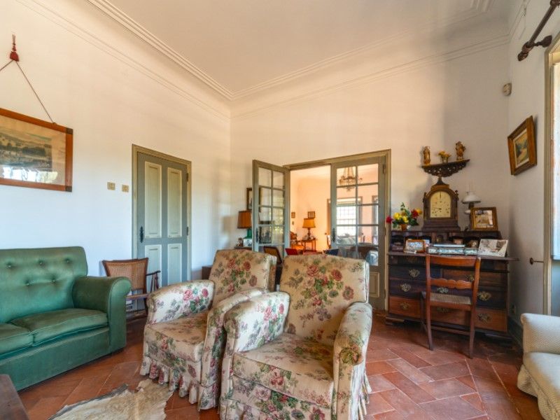 farmhouse 26 Rooms for sale on Alenquer (2580)