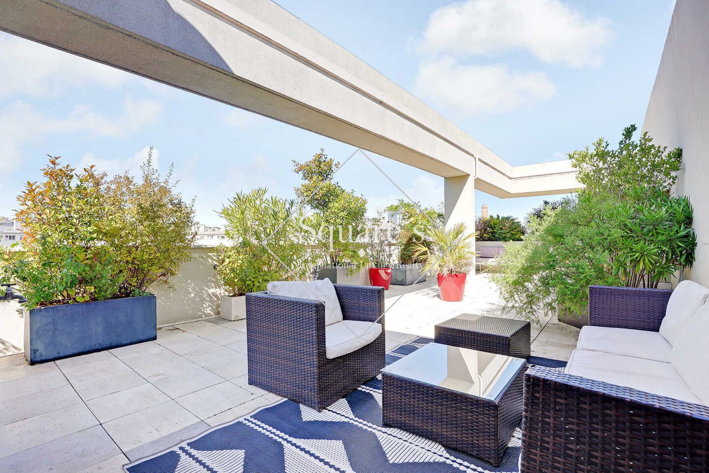 appartement 8 Pièces en vente sur Suresnes (92150)