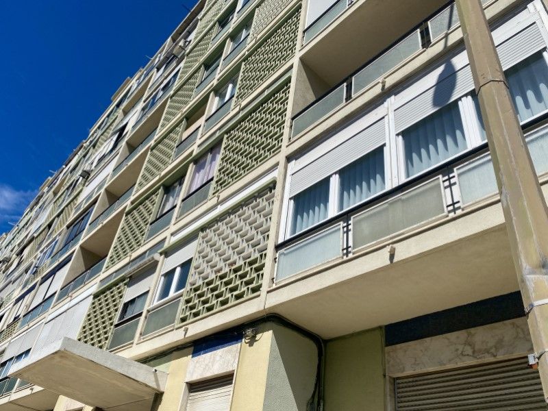 apartment 5 Rooms for sale on Lisboa (1500)