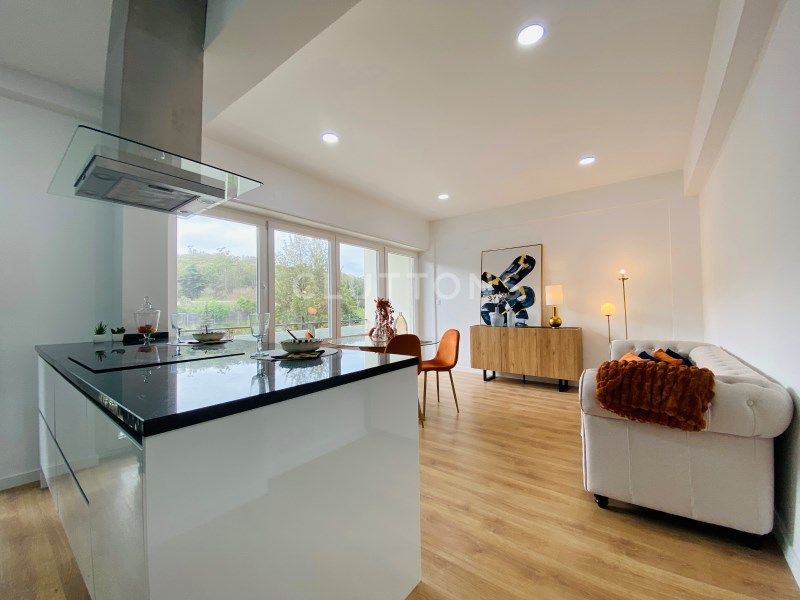 apartment 5 Rooms for sale on Lisboa (1500)