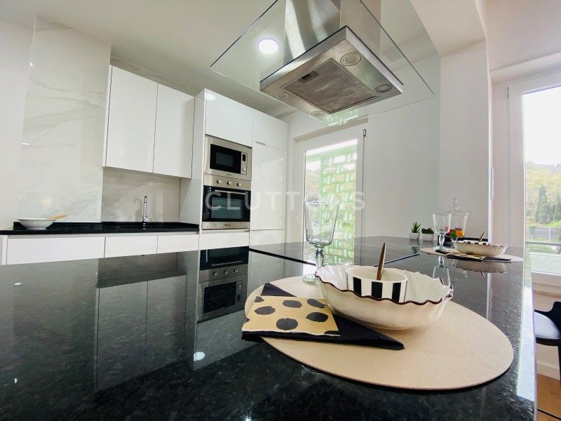 apartment 5 Rooms for sale on Lisboa (1500)