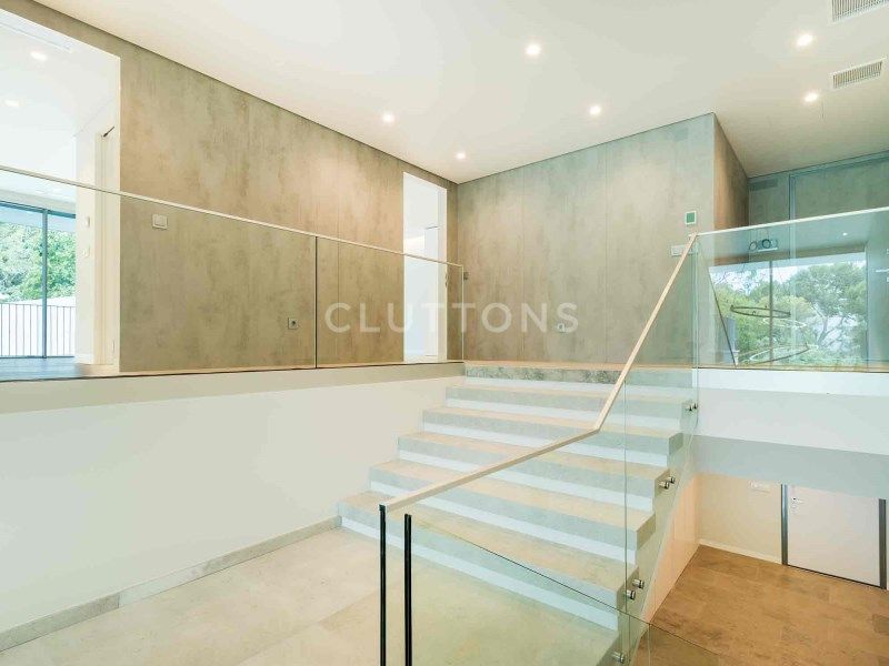 house 11 Rooms for sale on Cascais (2750)