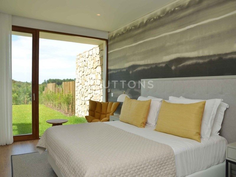 house 5 Rooms for sale on Óbidos (2510)