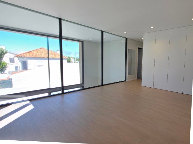 house 10 Rooms for sale on Cascais (2755)
