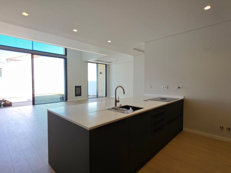 house 10 Rooms for sale on Cascais (2755)
