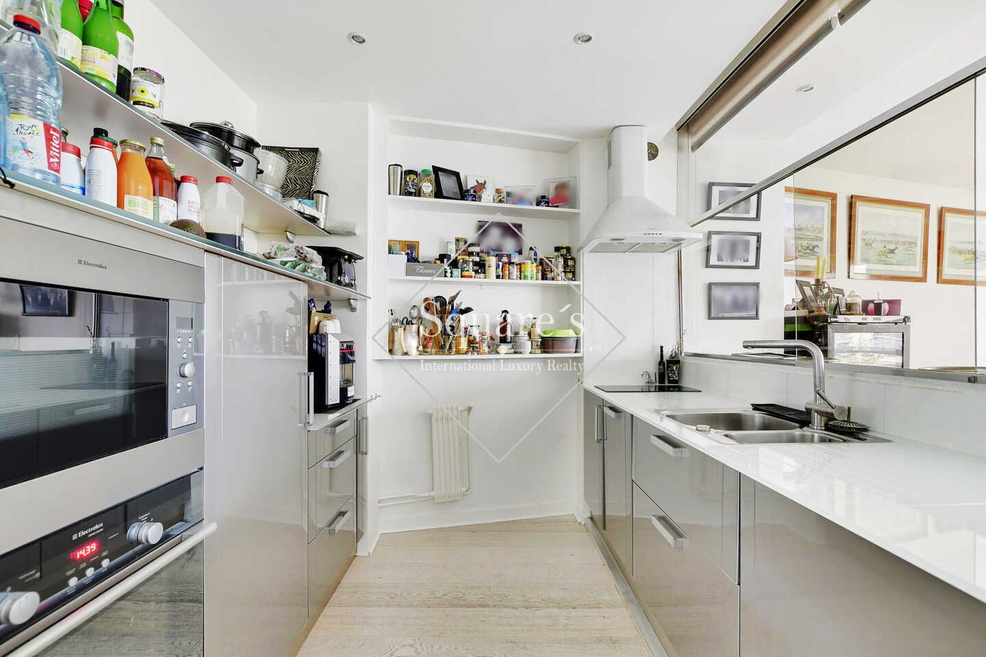 apartment 2 Rooms for sale on Neuilly-sur-Seine (92200)