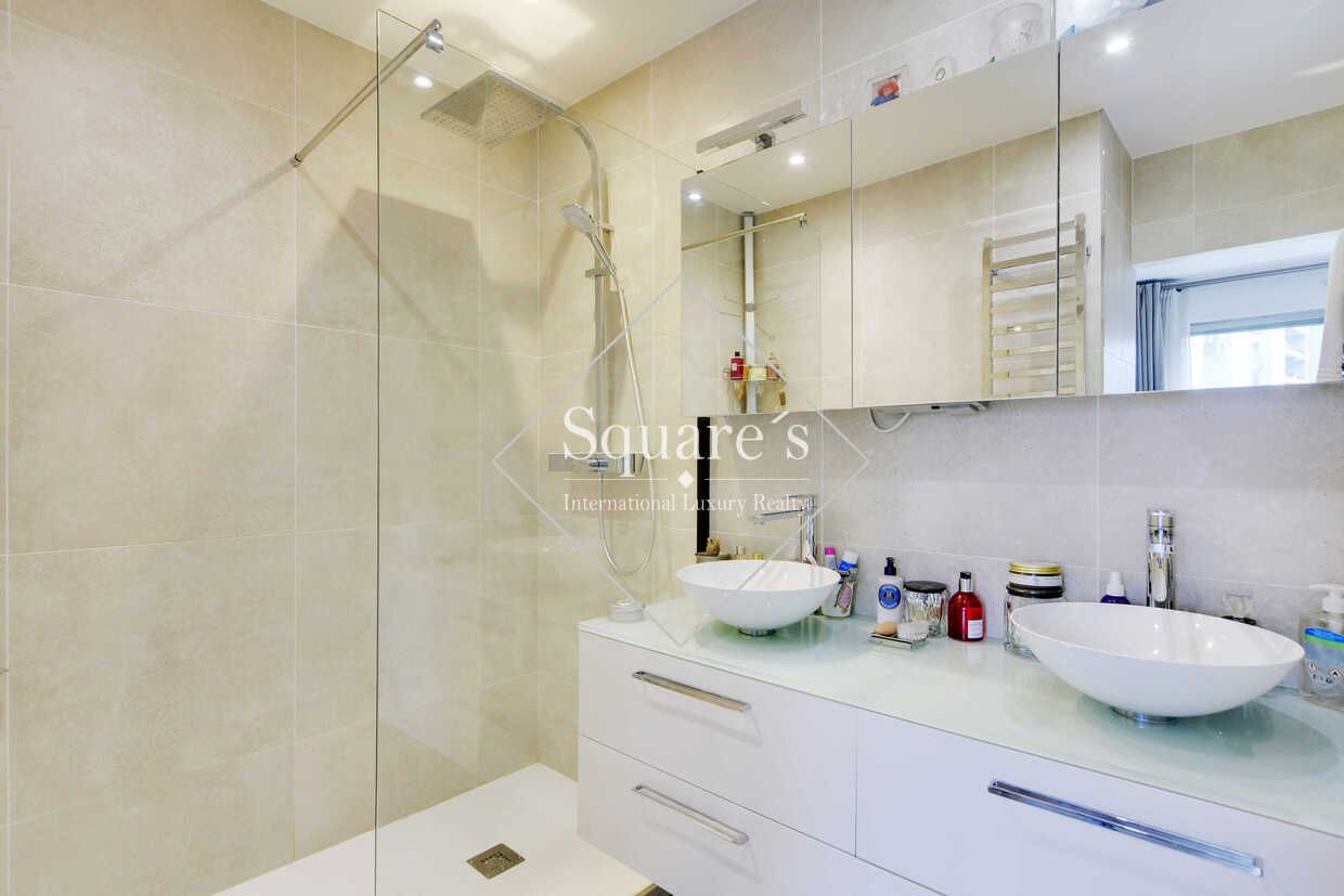 apartment 2 Rooms for sale on Neuilly-sur-Seine (92200)