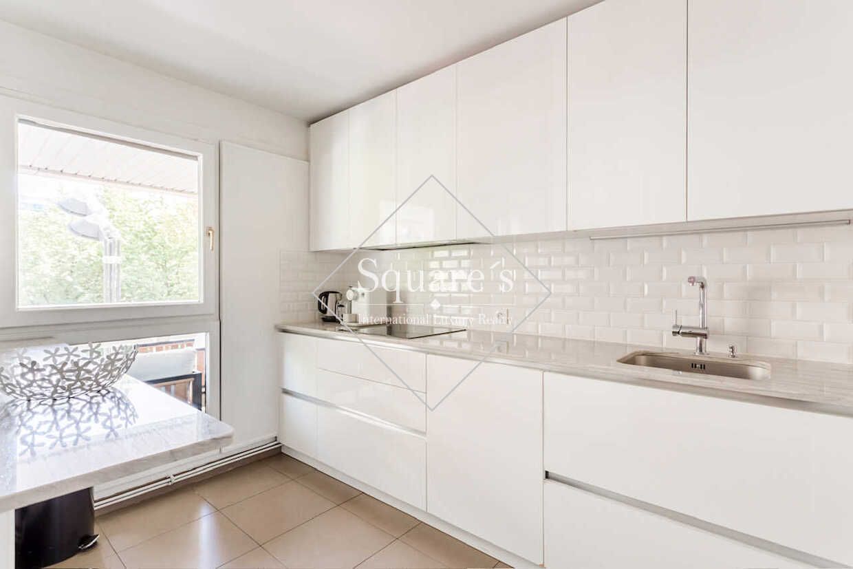 apartment 3 Rooms for sale on Levallois (92300)