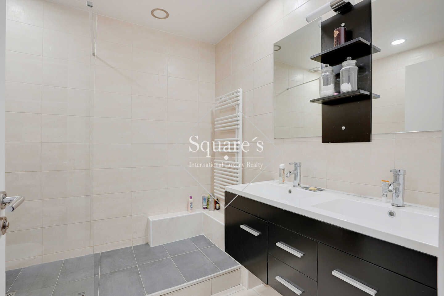 appartement 7 Pièces en vente sur Paris 17ème (75017)