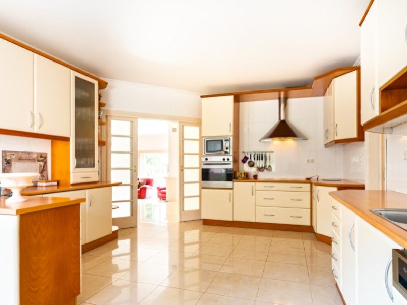 house 9 Rooms for sale on Sintra (2710)