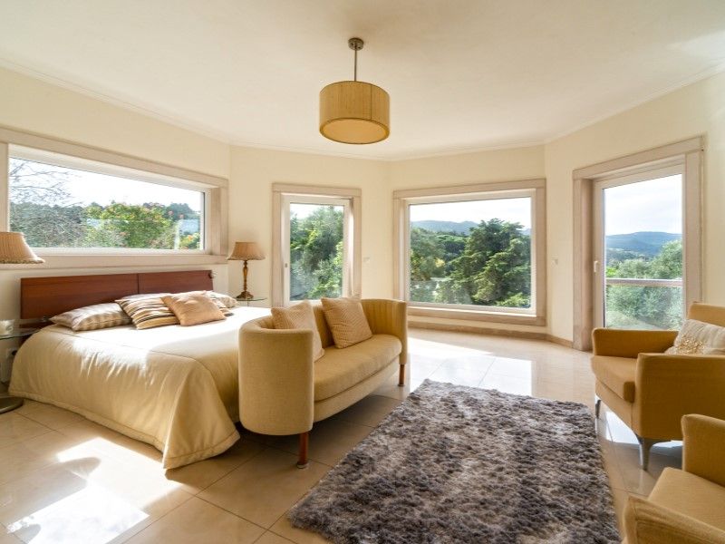 house 9 Rooms for sale on Sintra (2710)