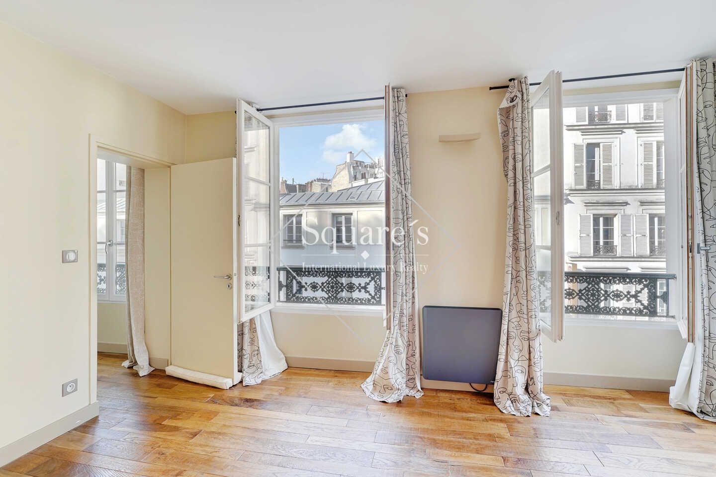 Sale Apartment Paris 16ème 2 Rooms 44 m²