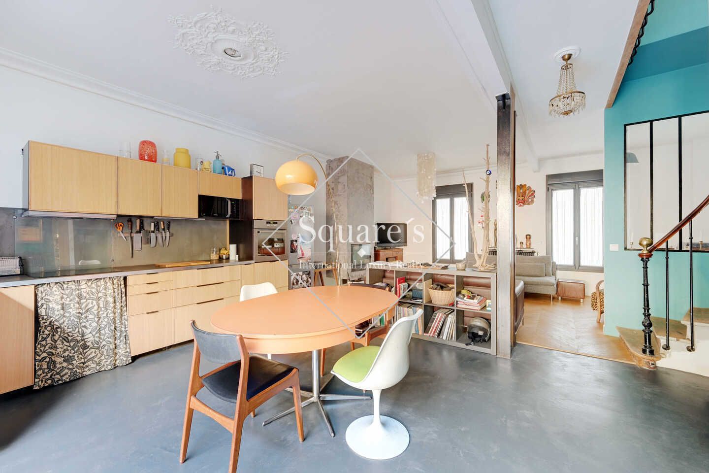 house 7 Rooms for sale on MONTREUIL (93100)