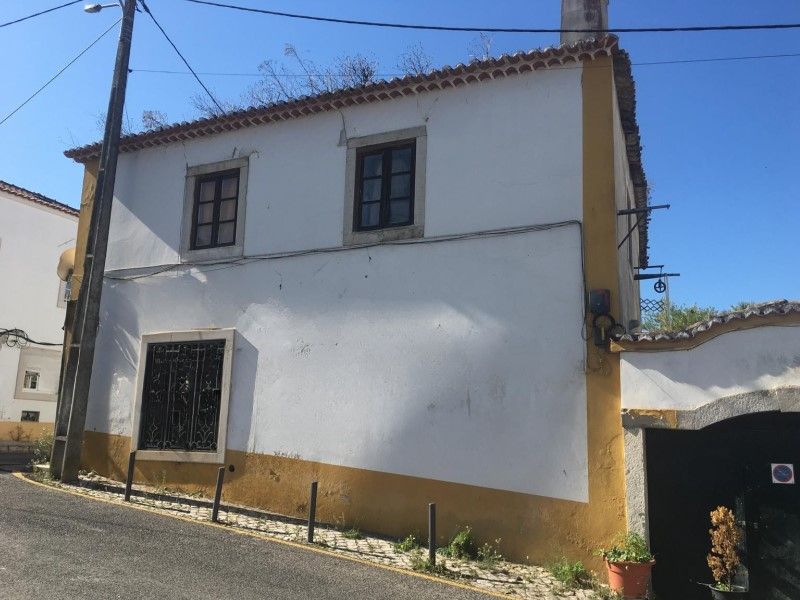 building for sale on Setúbal (2925)
