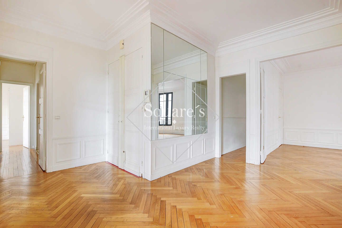Sale Apartment Neuilly-sur-Seine 5 Rooms 172 m²