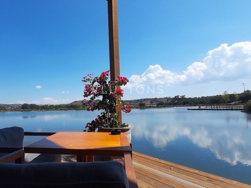house 9 Rooms for sale on Montemor-o-Novo (7050)