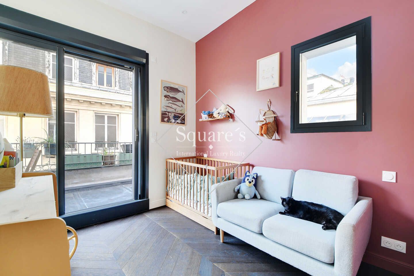 house 5 Rooms for sale on Paris 16ème (75016)