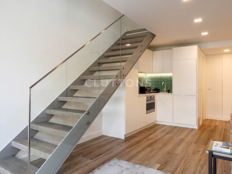 loft 3 Rooms for sale on Vila Nova de Gaia (4430)