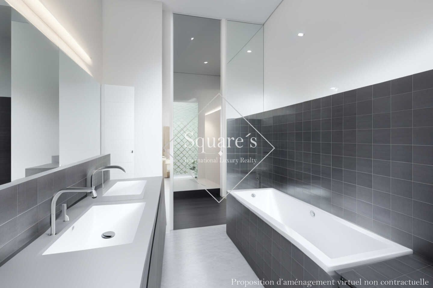 apartment 5 Rooms for sale on Neuilly-sur-Seine (92200)