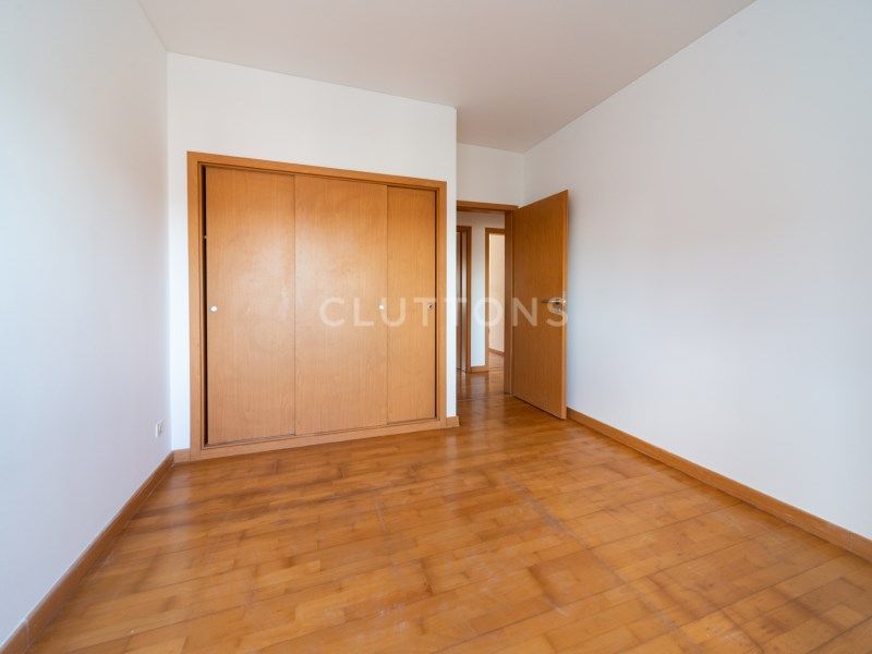 apartment 10 Rooms for sale on Sintra (2735)